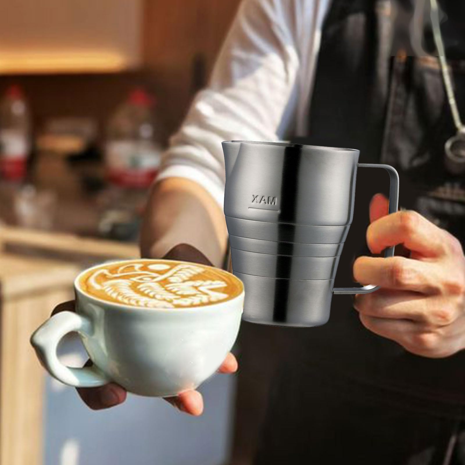 Jarra espumadora de leche de acero inoxidable 304 de 900 ml con escala, mango ergonómico para arte con leche y chocolate caliente, taza de espuma de café de acero inoxidable