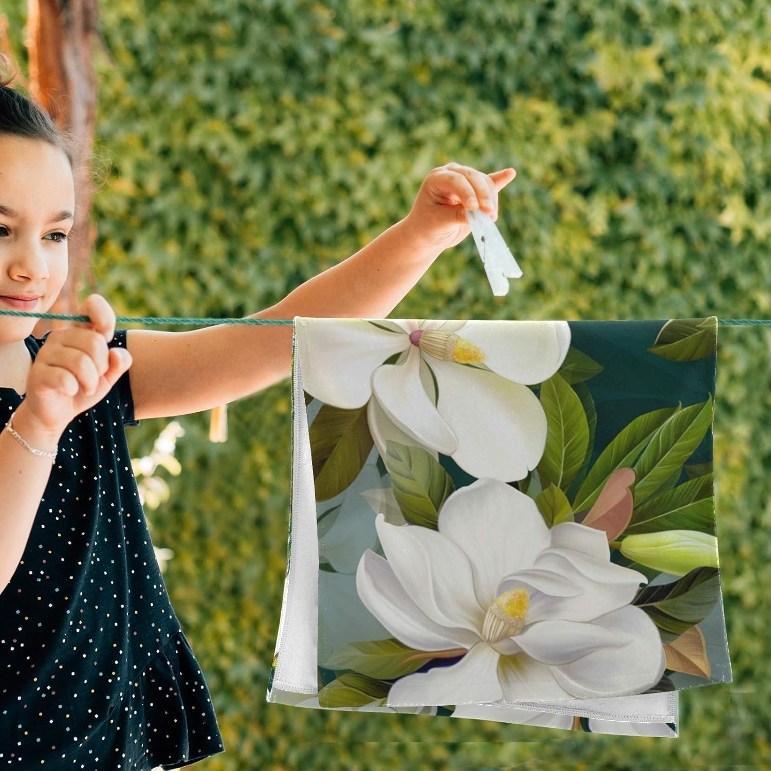 susiyo Hand Towel for Bathroom Set of 2 Face Towel for Hotel Gym Guest Spa Yoga Home Decorative, 28x14inch (White Magnolia Flowers)