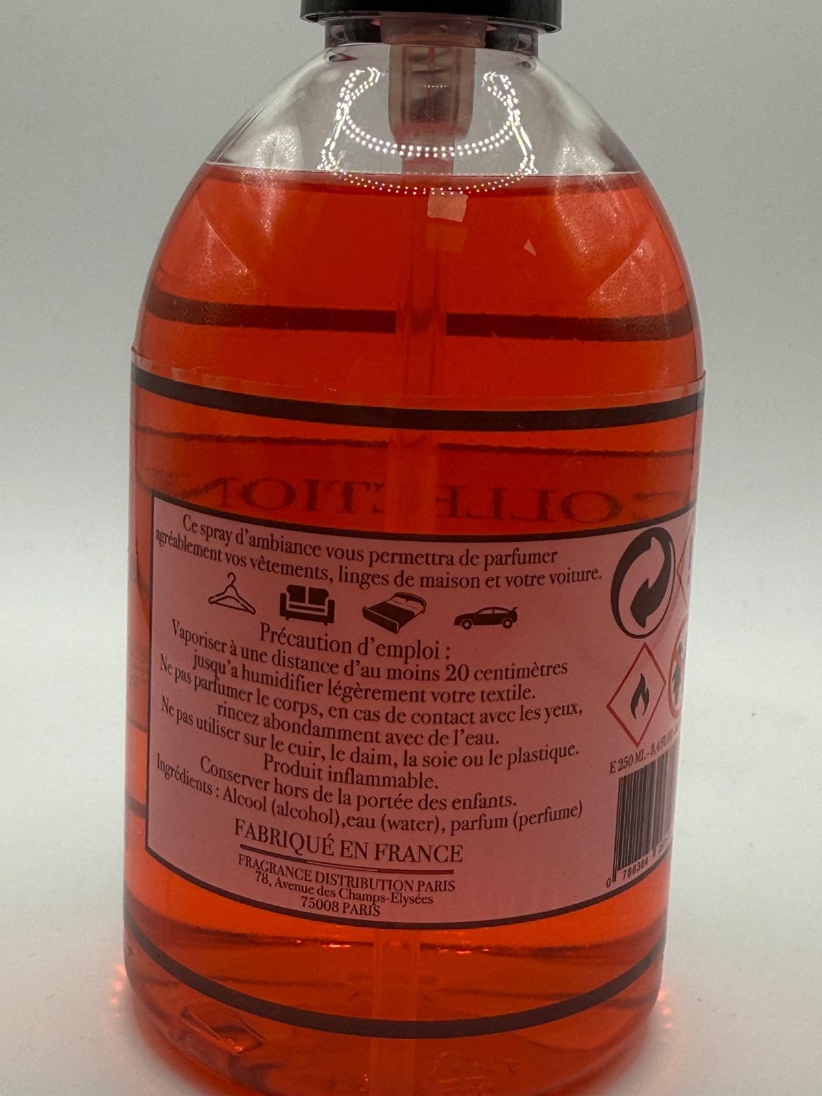 Bakara Spray Textile et Désodorisant d'Intérieur, Collection Intense, Parfum Ambré Épicé, 250 ml, pour Maison, Rideaux et Canapés