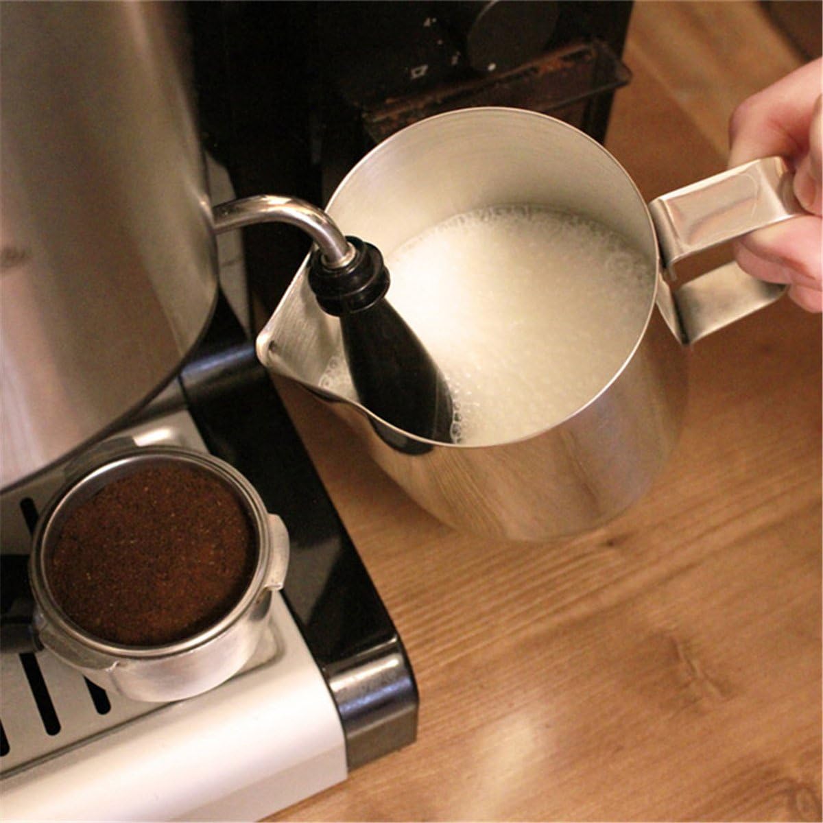 20 OZ Kitchen Stainless Steel Milk Frothing Pitcher Jug Espresso Latte Coffee Creamer Frothing Steaming Pitcher Cup,600ml