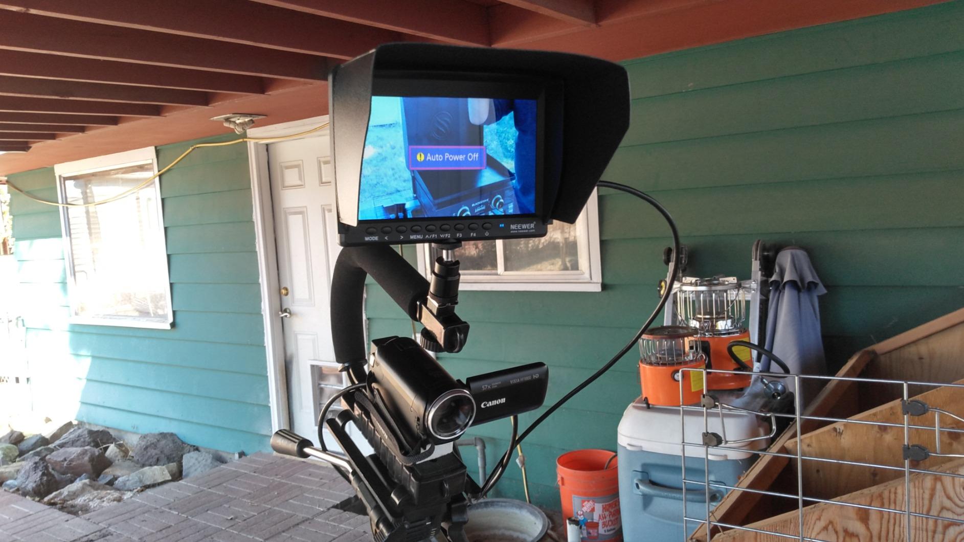 NEEWER F100 7 Inch Camera Field Monitor - NEEWER