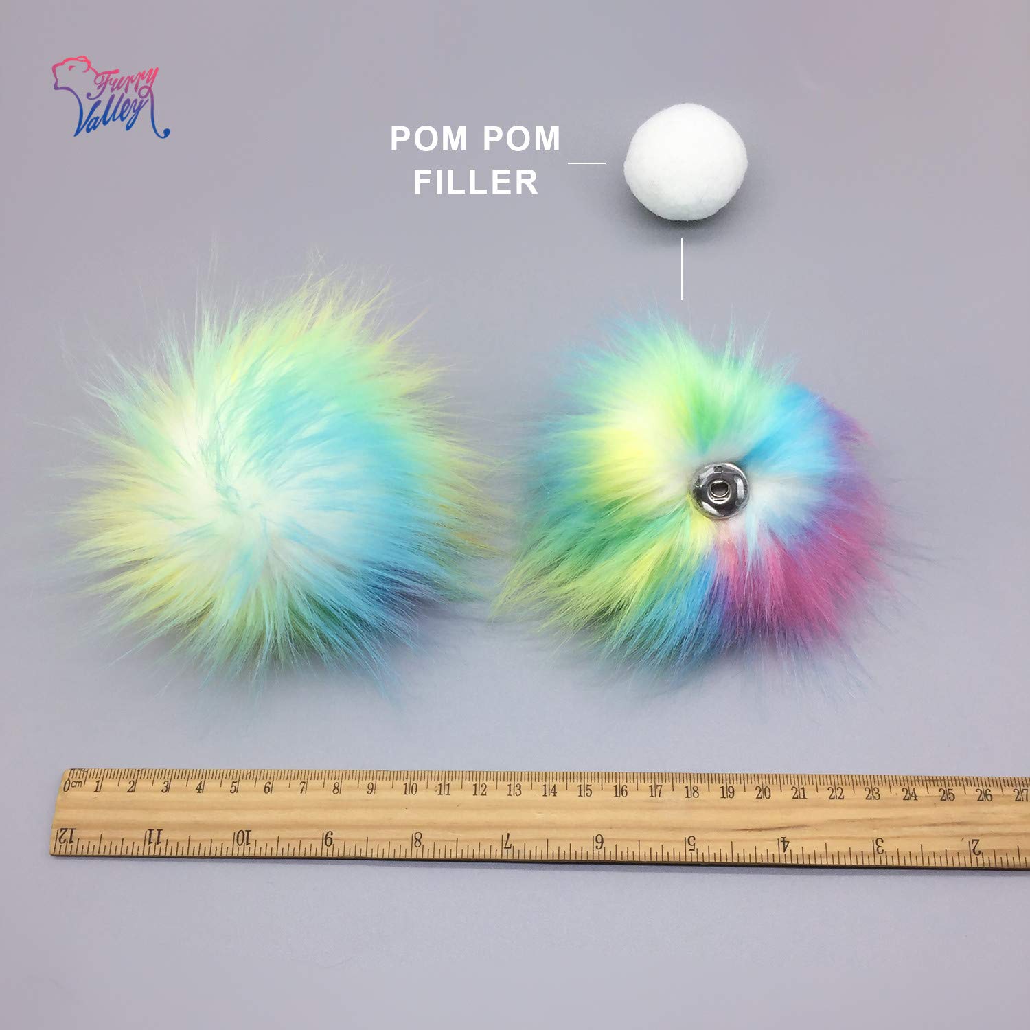 Pompons Fausse Fourrure Extra Large 16cm - 6 Pièces Multicolores - Avec Bouton Pression Amovible - Pour Bonnet, écharpe