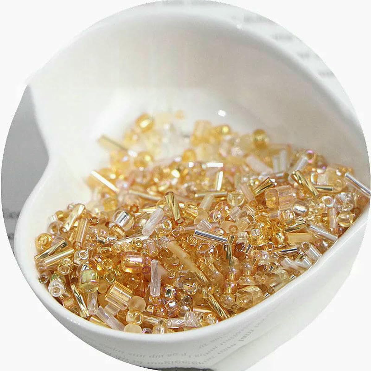 Kit de fabricación de pulseras, cuentas de tubo de corneta de cristal, cuentas espaciadoras, materiales de cuentas sueltas para pulseras y collares hechos a mano, serie de polvo amarillo de 10 gramos