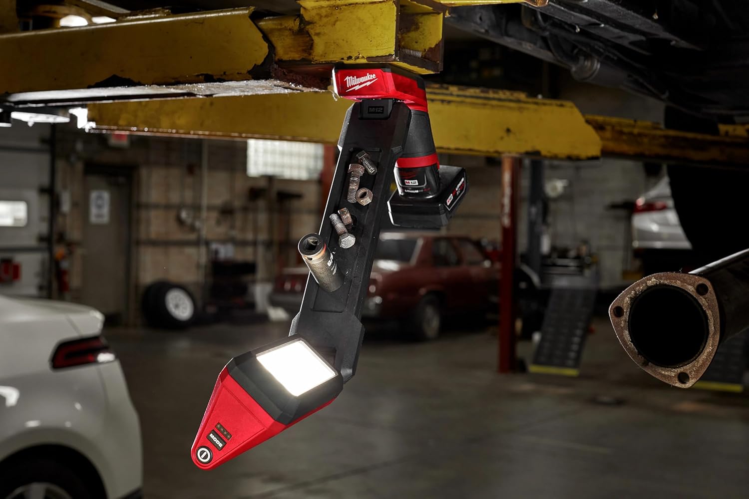 Milwaukee Electric - M12 UNDERBODY Light