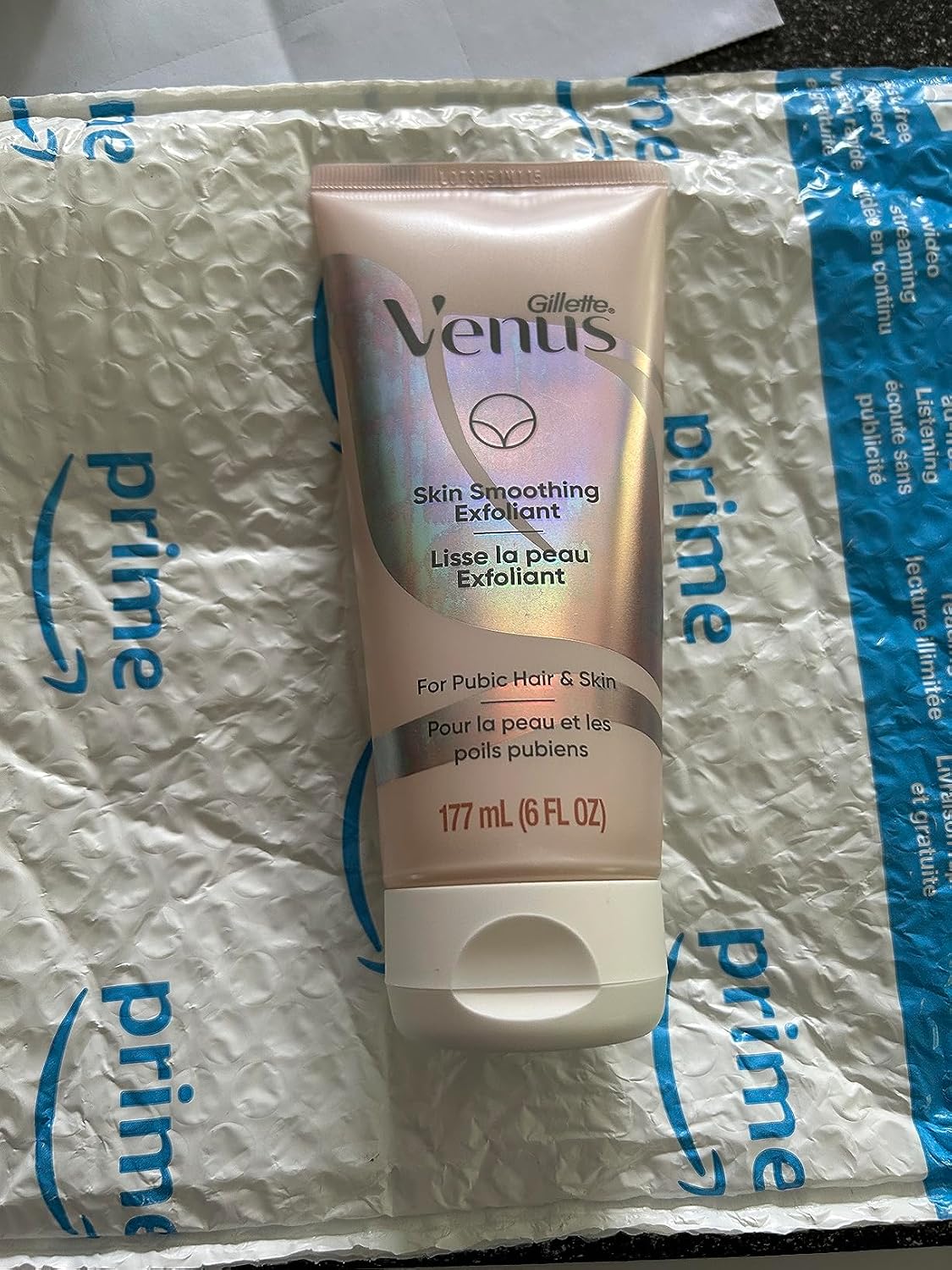 Gillette Venus Intimate Grooming Skin-Smoothing Exfoliant Preshave for Bikini Pubic Hair and Skin, 6 Oz