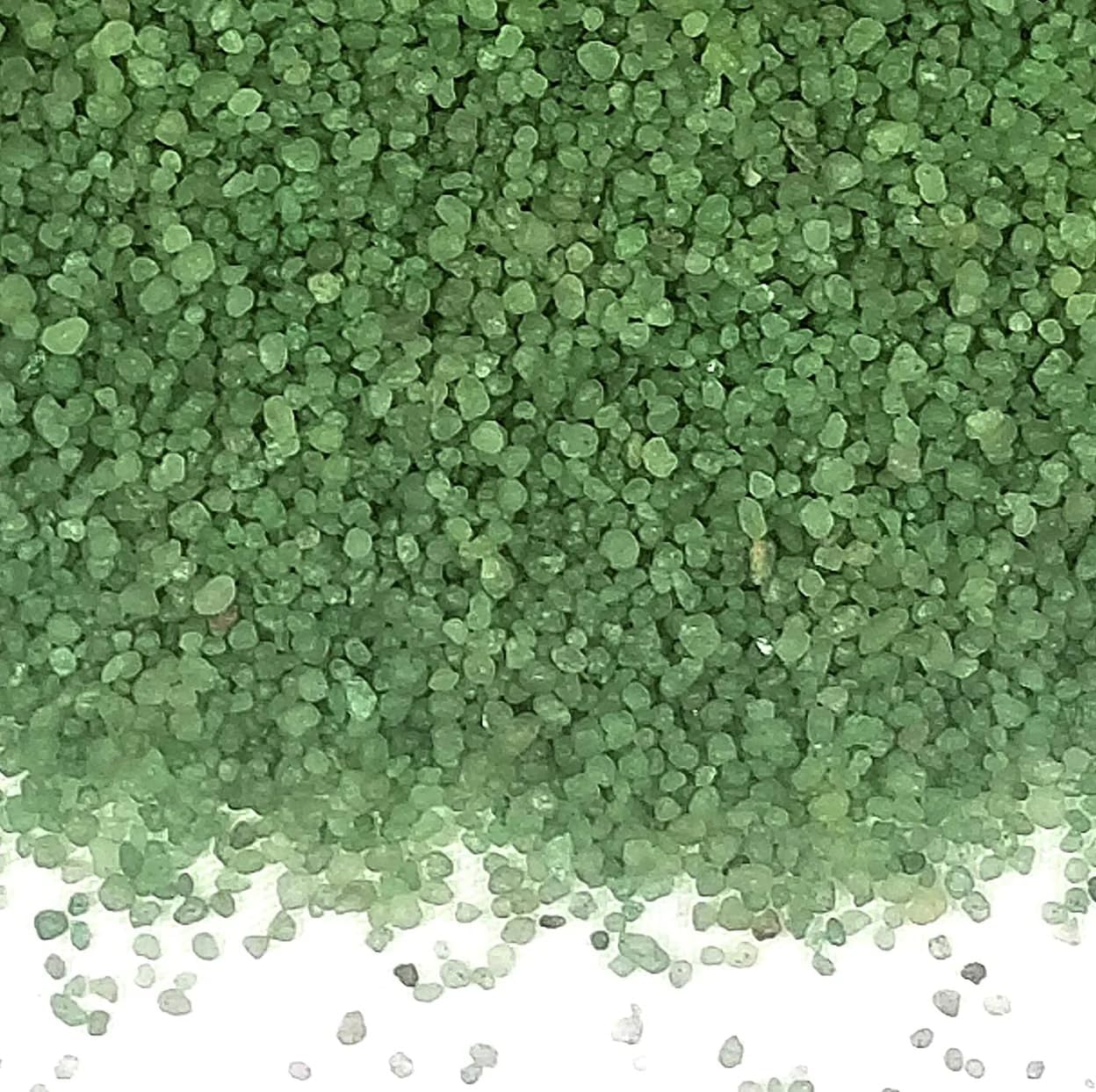 (40 Pounds) PET Safe - Wonderfill Artificial Turf Infill Natural Green Infill Sand (Absorbs Moisture, Helps Mildew & Odor Gives A Realistic Feel to Synthetic Grass) (Wonderfill Green)