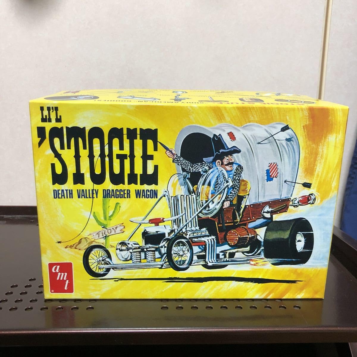 Amazon.co.jp: 280 未組立 AMT STOGIE 1/25 幌馬車ホットロッド 