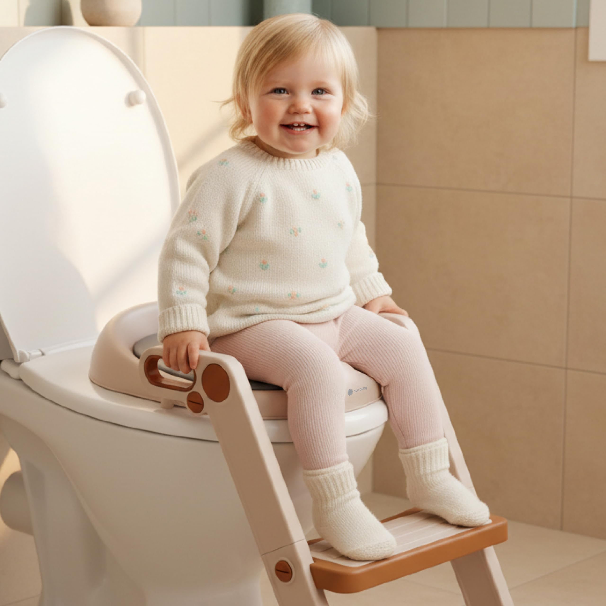 sun baby Nakładka na sedes z drabinką dla dzieci - 18-36 miesięcy, do 15 kg - antypoślizgowa, z uchwytami, 3-stopniowa regulacja (51-58 cm), 2-stopniowa drabinka, deska sedesowa - Biało-Złota