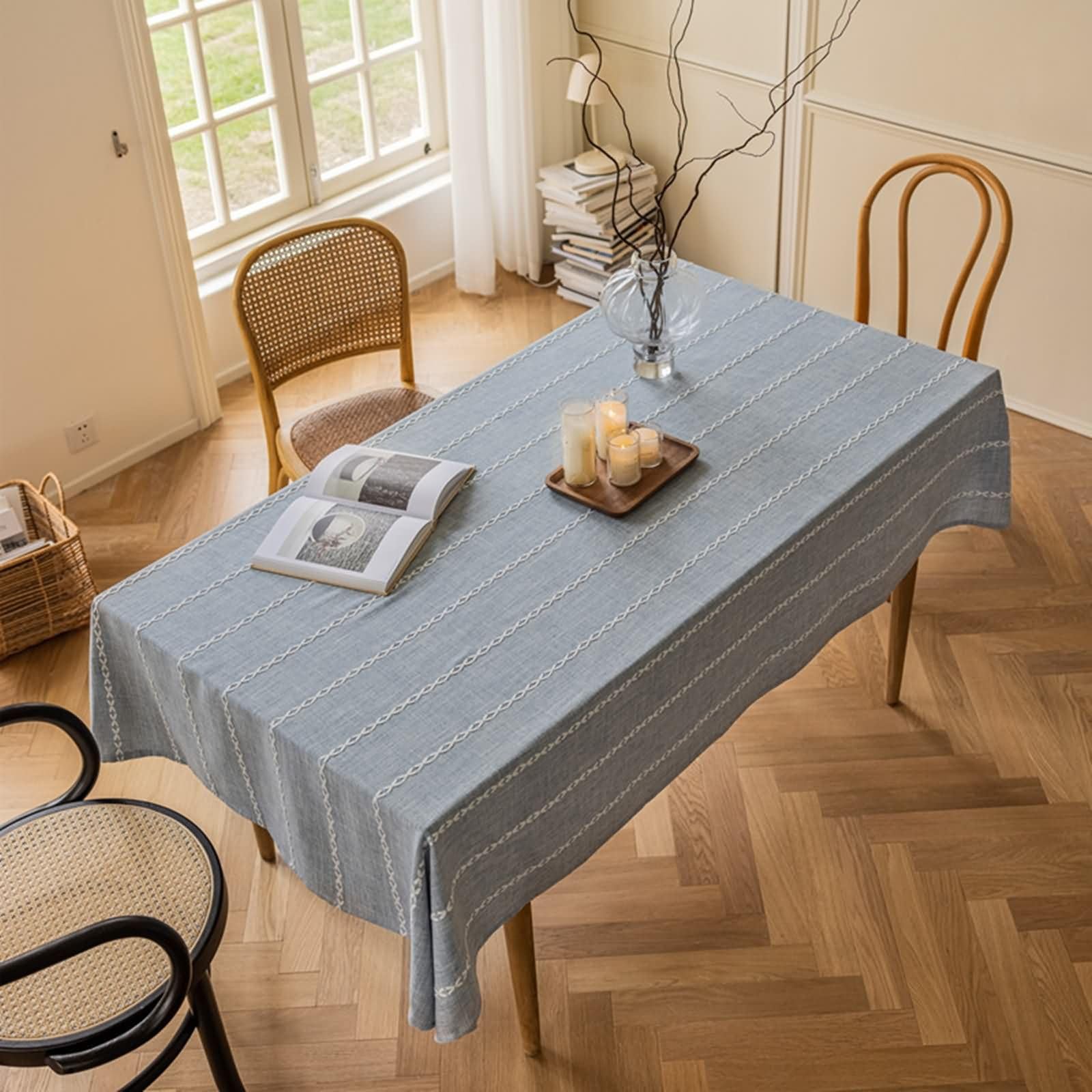 Szary obrus prostokątny, 53 W x 102 L cm, poliester jednokolorowy z paskami, obrus do kuchni