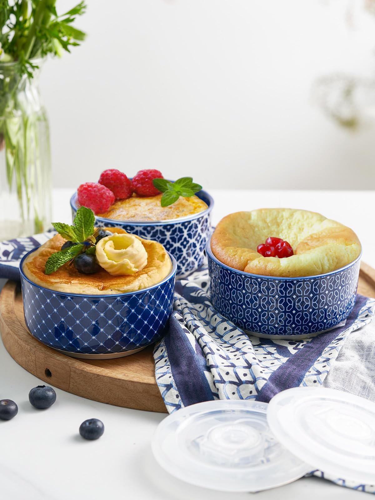 DOWAN Ramekins with Lids, 6 OZ Porcelain Ramekin Dishes for Creme Brulee Soufflé