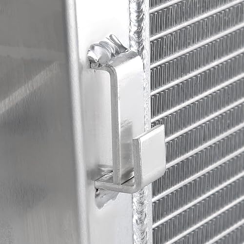 Miniatura 9 de Spec-D Tuning Radiador de enfriamiento de aluminio de 3 filas compatible con Chevy Silverado Duramax 2001-2005 6.6L