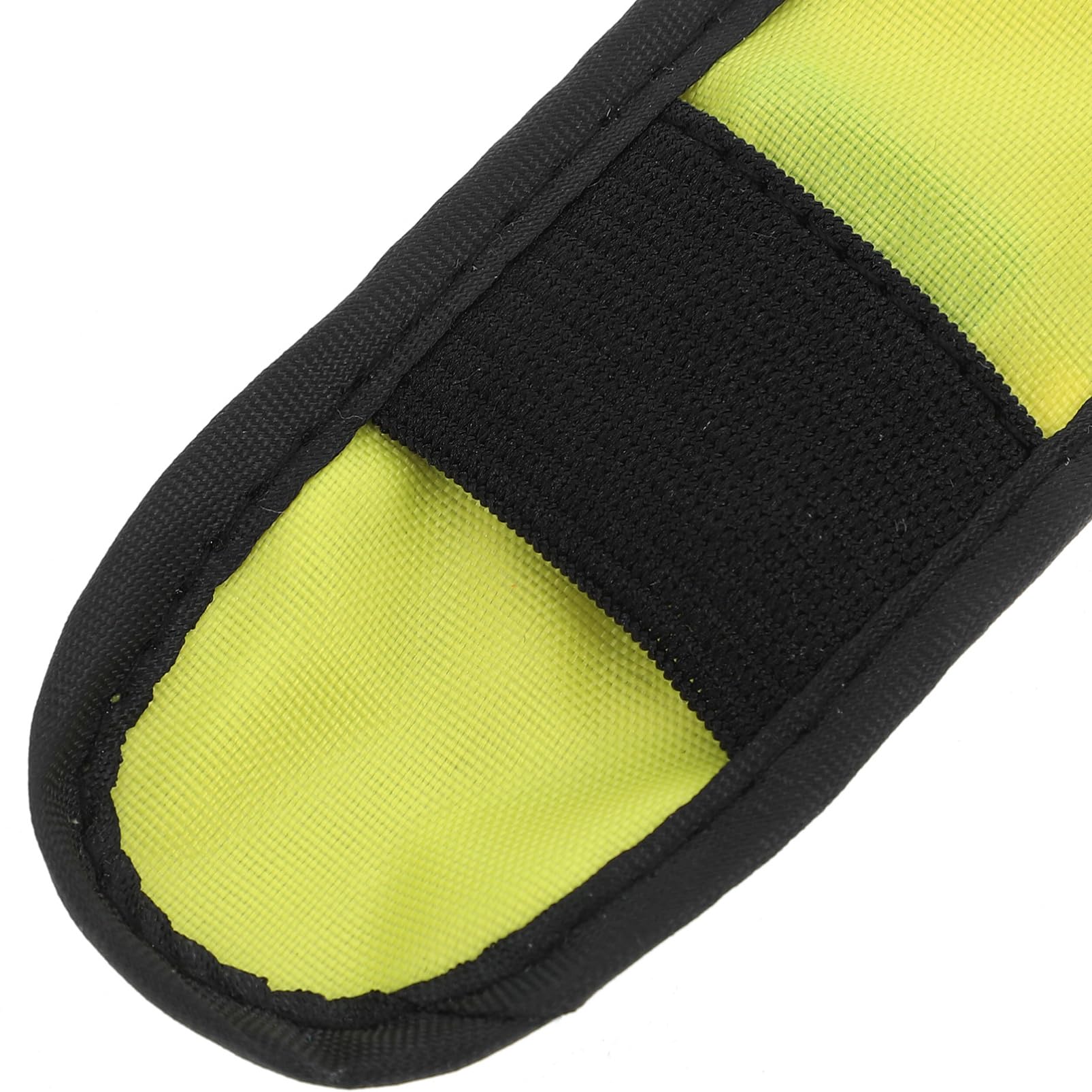 Leuchtring Pferd LED Beinband aus 4 Stück Verschleißfestes und Tragbares Pferdezubehör für Nachtreiten und Training Gelbe Reflektierende Gamaschen für Pferde