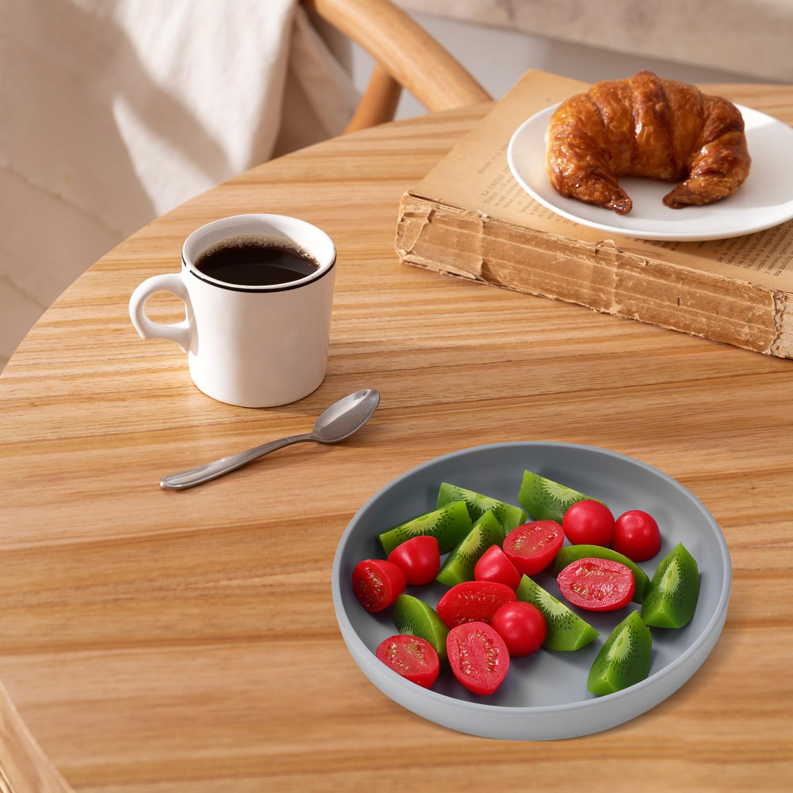 Assiette Anti-débordement pour Personnes Âgées 2 Pièces en Silicone | Base à Ventouse, Usage Hospitalier et Maison de Retraite, Conception Anti-renversement pour Adultes