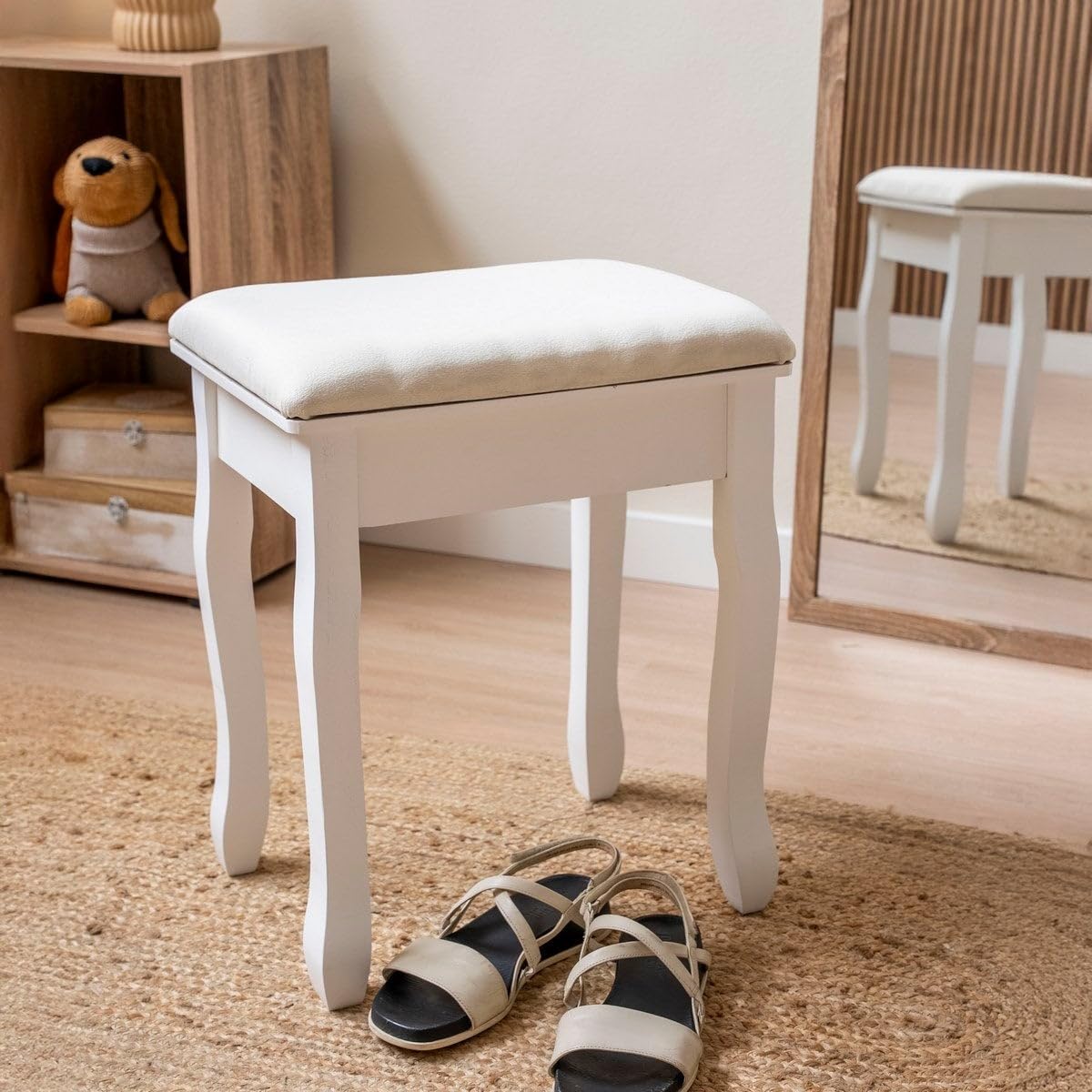 LOLAhome Banqueta de Tocador Blanca con Asiento Tapizado, Madera de Paulonia 50x30x39 cm, Estilo Clásico, Taburete para Dormitorio y Maquillaje