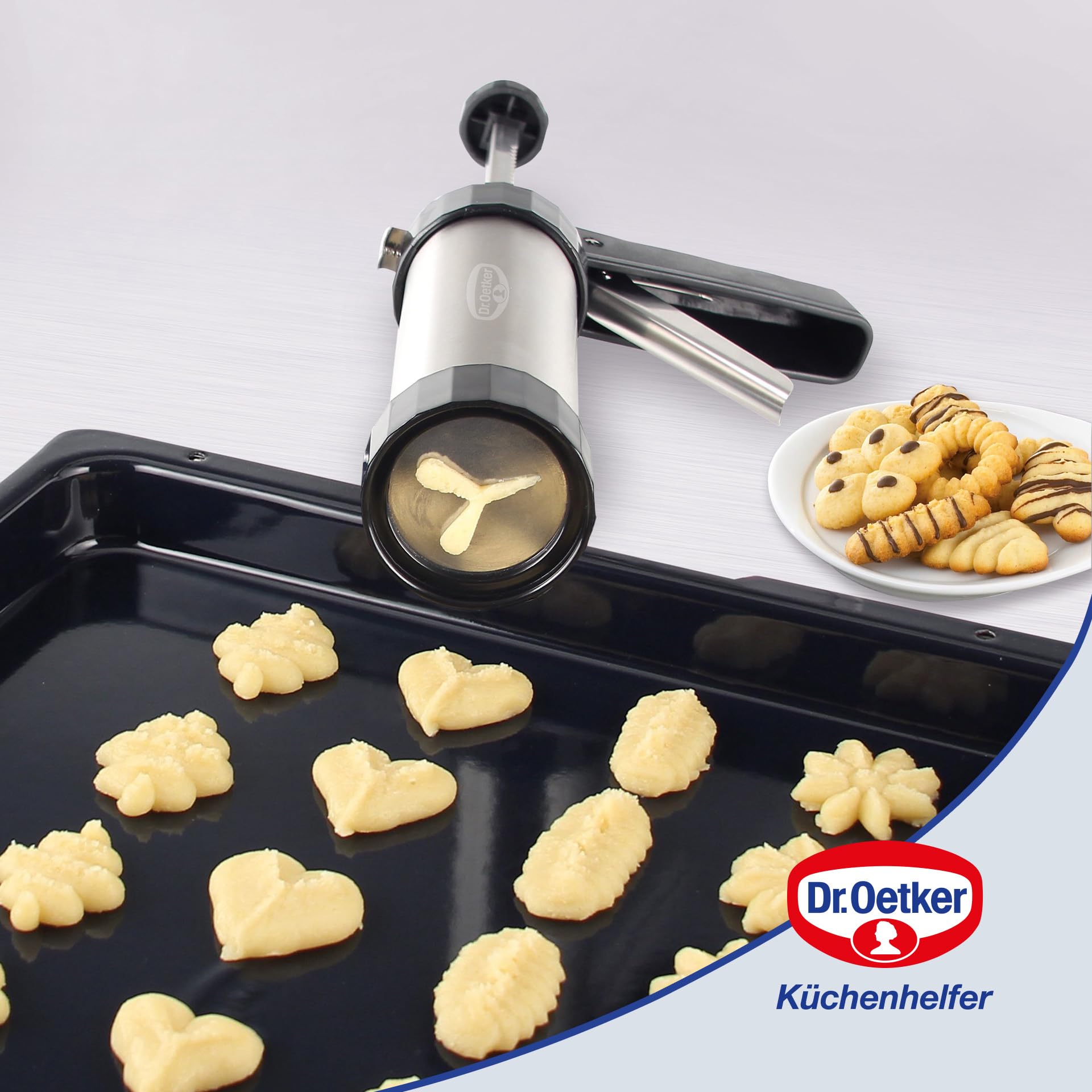 Dr. Oetker Pressa Sparabiscotti con 12 formine Linea Profi
