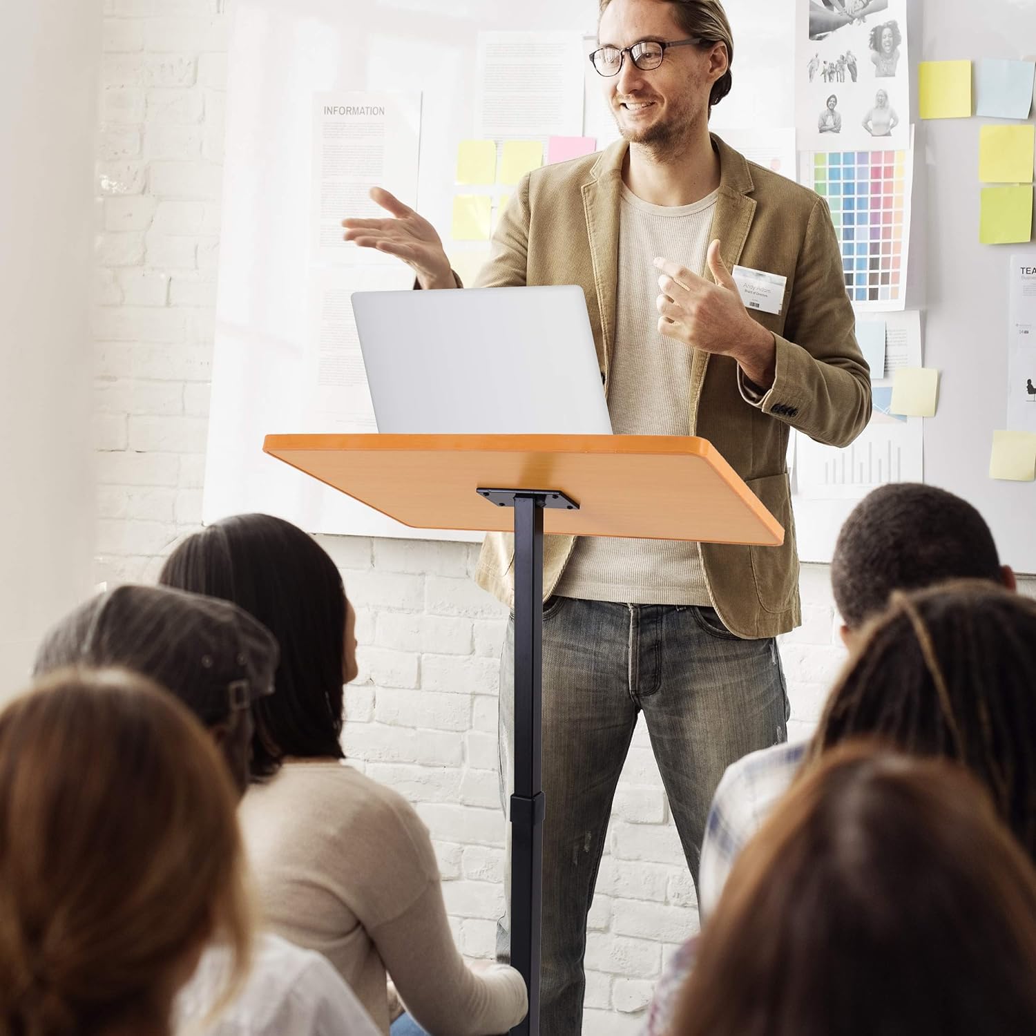 Pyle Leggio per Libri Regolabile in Altezza, Podio Portatile da Pavimento con Design Stabile per Presentazioni in Classe, Conferenze, Supporto Notebook, Libri con Mensola Superiore Inclinata