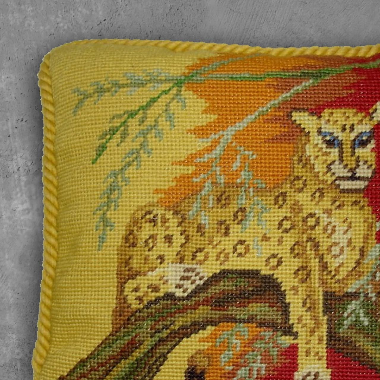 Handmade Wool Needlepoint Pillow Cover - Decorative Throw Cushion Cover - Vintage Floral Embroidery Design - Pillowcase for Sofa, Bed, or Chair - Rustic Home Decor (HP2761C, 10" x 12" (Pack of 1))
