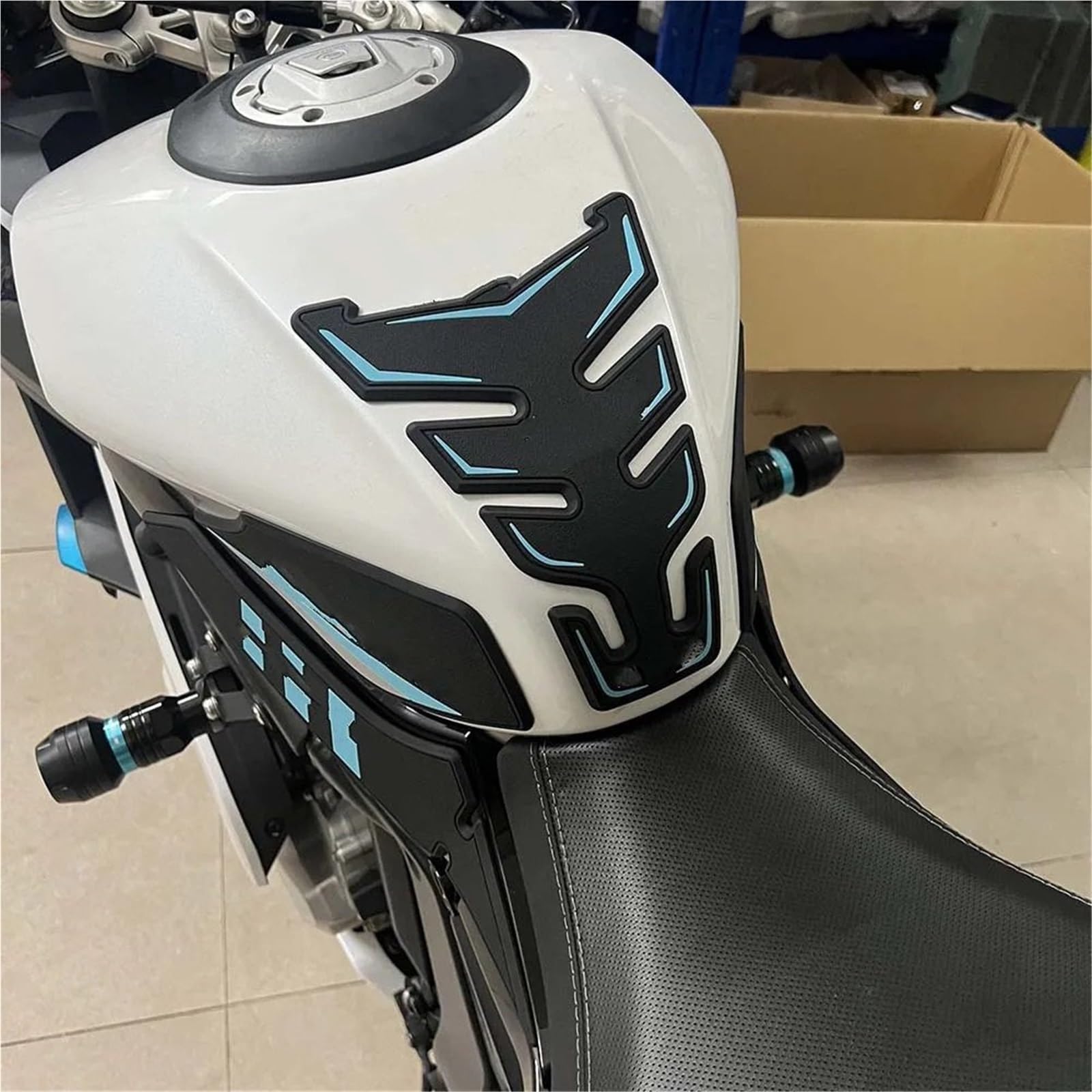 Przednie tylne koło oś widelca suwaki Pasuje do Cfmoto 675SR-R 675SR 675 SR 675SR R 675NK rama motocykla suwak osłona przed uderzeniem awaria silnika(C 675SR-R)