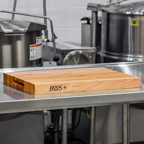 Miniatura 2 de John Boos Platinum - Tabla para cortar reversible de madera de maple con veta, serie comercial.