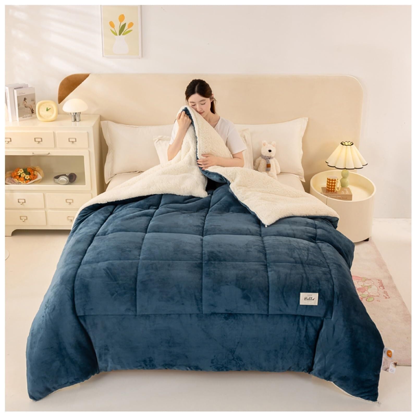 Super Soft Thickened Warm Lamb Quilt Winter Blanket, Breathable Fluffy Plush Double Sided Velvet Blanket for Cold Weather(Color2,150x200cm(3.5KG))