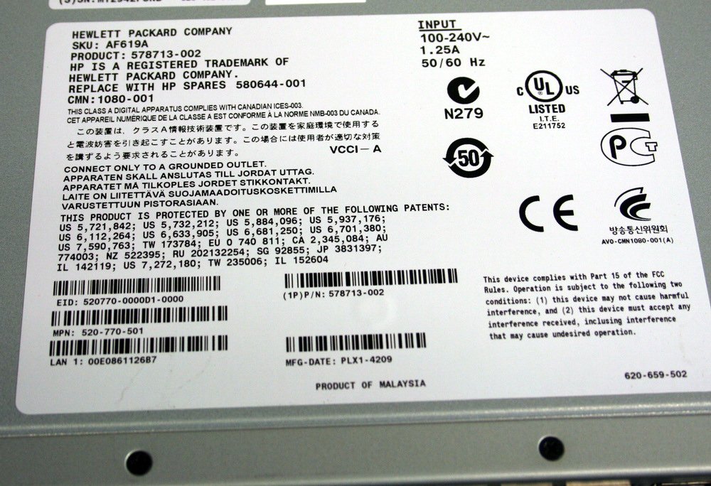 Amazon | AF619A [KVMサーバーコンソールスイッチG2(2x32)仮想メディア