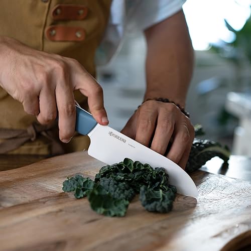 Vista 10 de KYOCERA Revolution Juego de cuchillos de cerámica de 2 piezas: cuchillo de chef para tus necesidades de cocina, cuchillo Santoku de 5.5 pulgadas