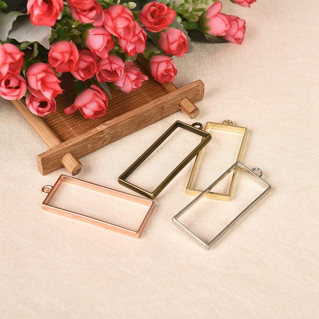 LANBEIDE 20PCS Bezel Charms Pendants, Open Back Bezel Pendants Hollow Mold Pendants Assorted Geometric Hollow Pressed Flower Frame Pendant DIY Crafts for Resin Earrings Necklace Bracelet Rectangle
