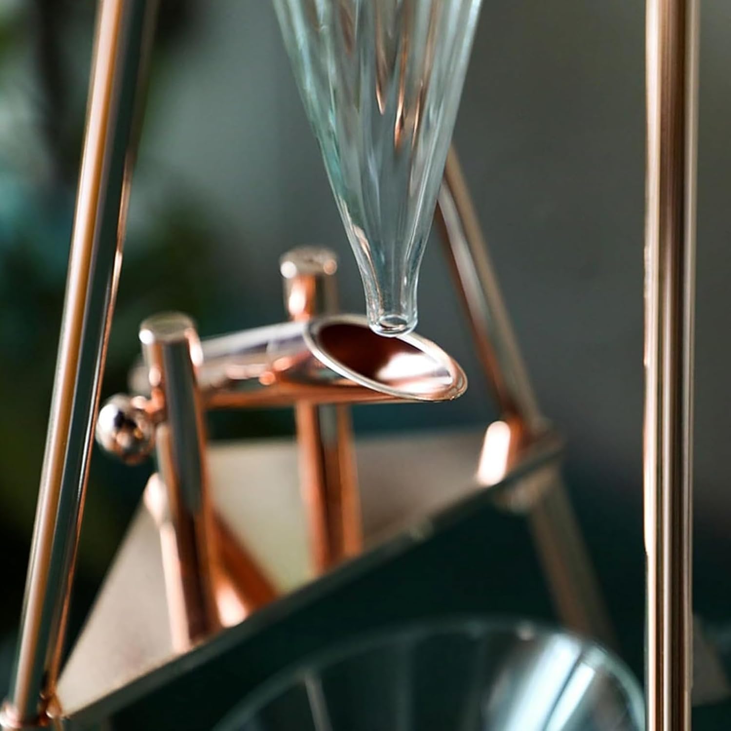 Iced Coffee Maker - Cold Brew Drip Tower, 800ml Glass Pot with Stainless Steel Stand, Adjustable Speed Dripper for 6-8 Cups of Fresh Hand-Flushed Coffee