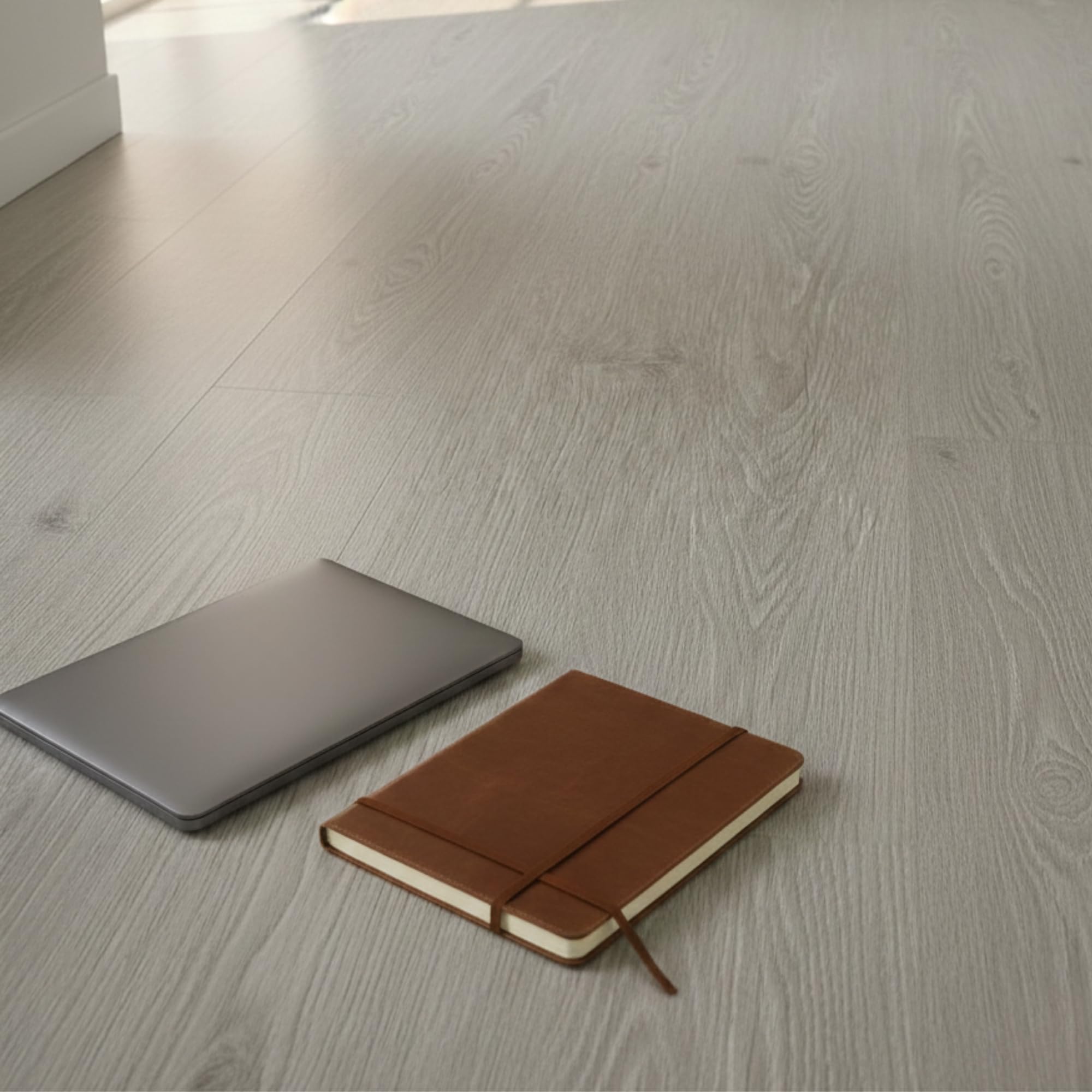 Suelo vinílico SPC click 5 mm efecto madera Gris Perla (2,21 m²) - ISOVEX