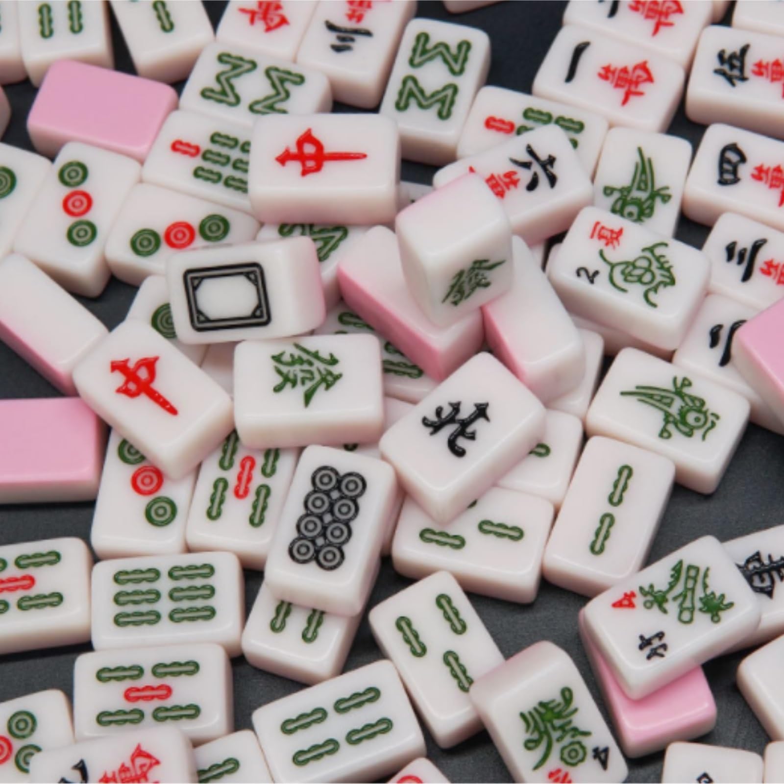 Mahjong-Set, Kleines Mahjong-Reisespiel for die Familie mit 144 gravierten Spielsteinen, handgefertigtes Mahjong-Spiel for den Haushalt(Grün)