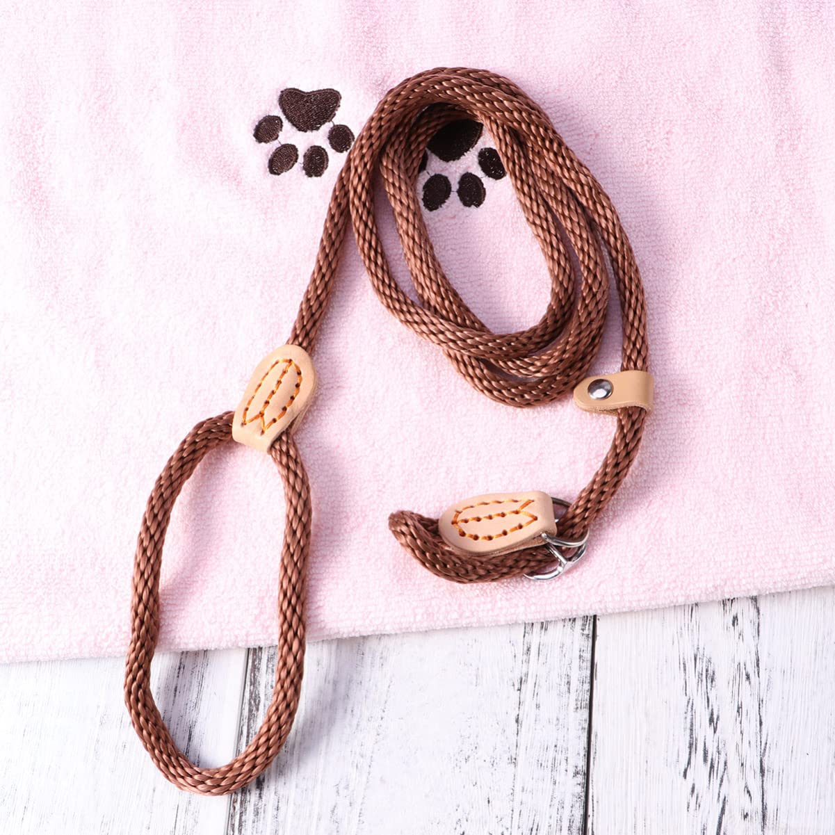 Mikikit Nylon Lead Rope for Pets Sturdy Design for Control Heavy Duty Capacity Comfortable Handle No Extra Needed for