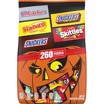 SNICKERS Chocolate Candy, SKITTLES Original Chewy Candy, STARBURST Original Chewy Candy & 3 MUSKETEERS Assorted Bulk Candy Variety Pack, 80.36 oz Bag