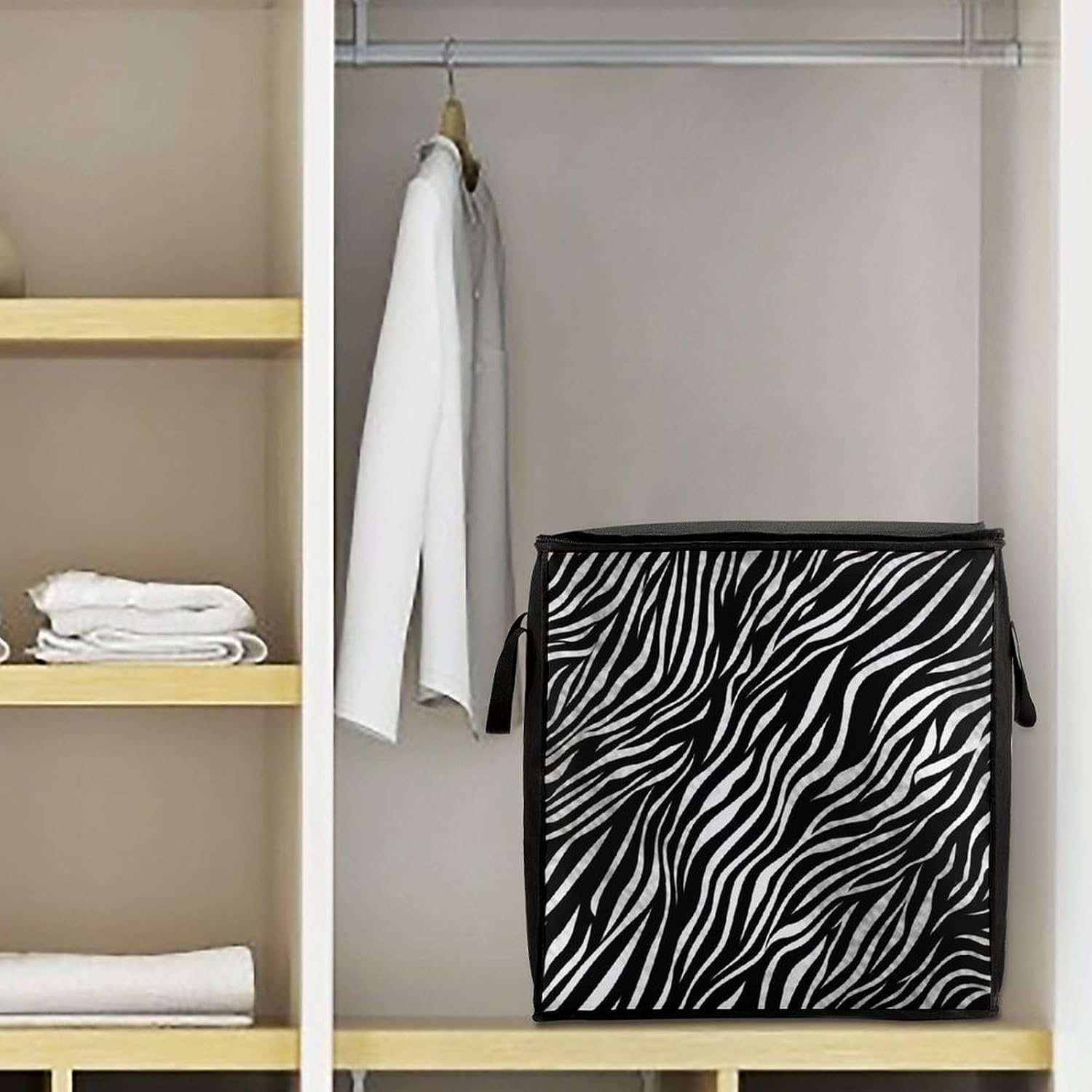 Large Zebra Print Storage Bags with Handle Foldable Closet Organizers Clothes Storage Bins Bedding Storage Containers Fabric Moving Bags Blanket Comforter Storage Bag 70L