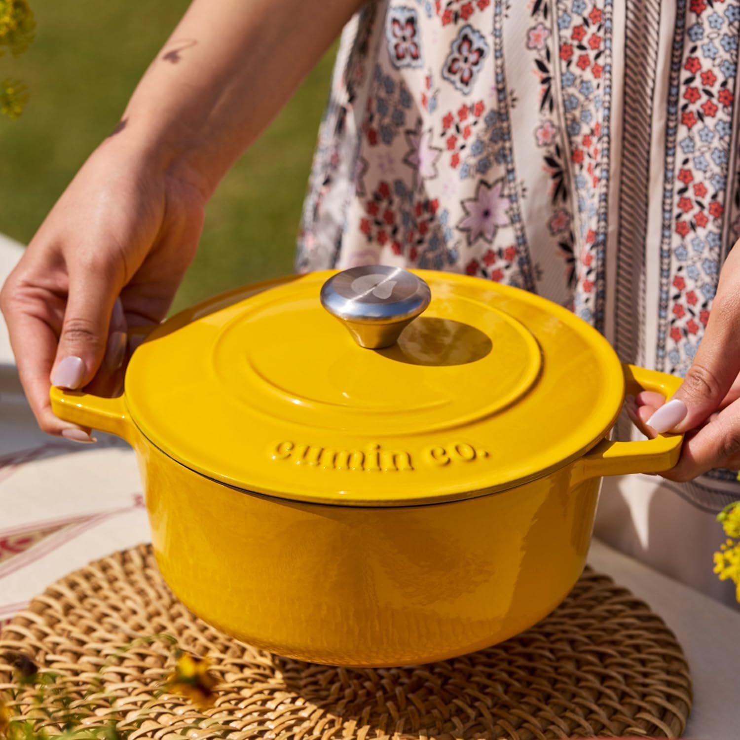CUMIN CO. Enameled Cast Iron Dutch Oven/Biryani Pot with Lid, 5 QT Non Stick Heavy Duty Casserole Pot – Non Toxic PFAS Free Cookware – Oven Safe Bread & Soup Pot – Induction Compatible Enamel Cast Iron (Mustard, 26 CM)