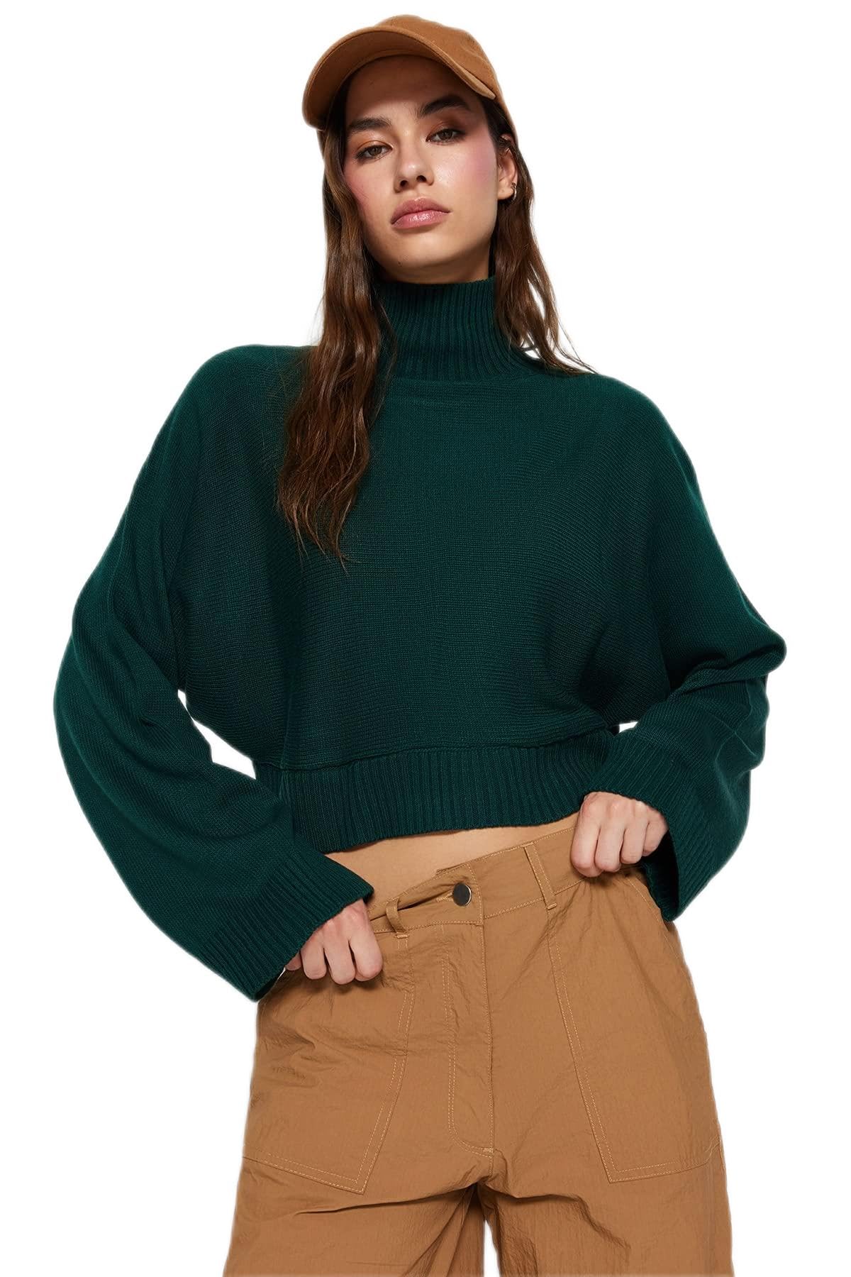 Trendyol FeMan Regular fit Basic Standing Collar Knitwear Sweater,Emerald,S
