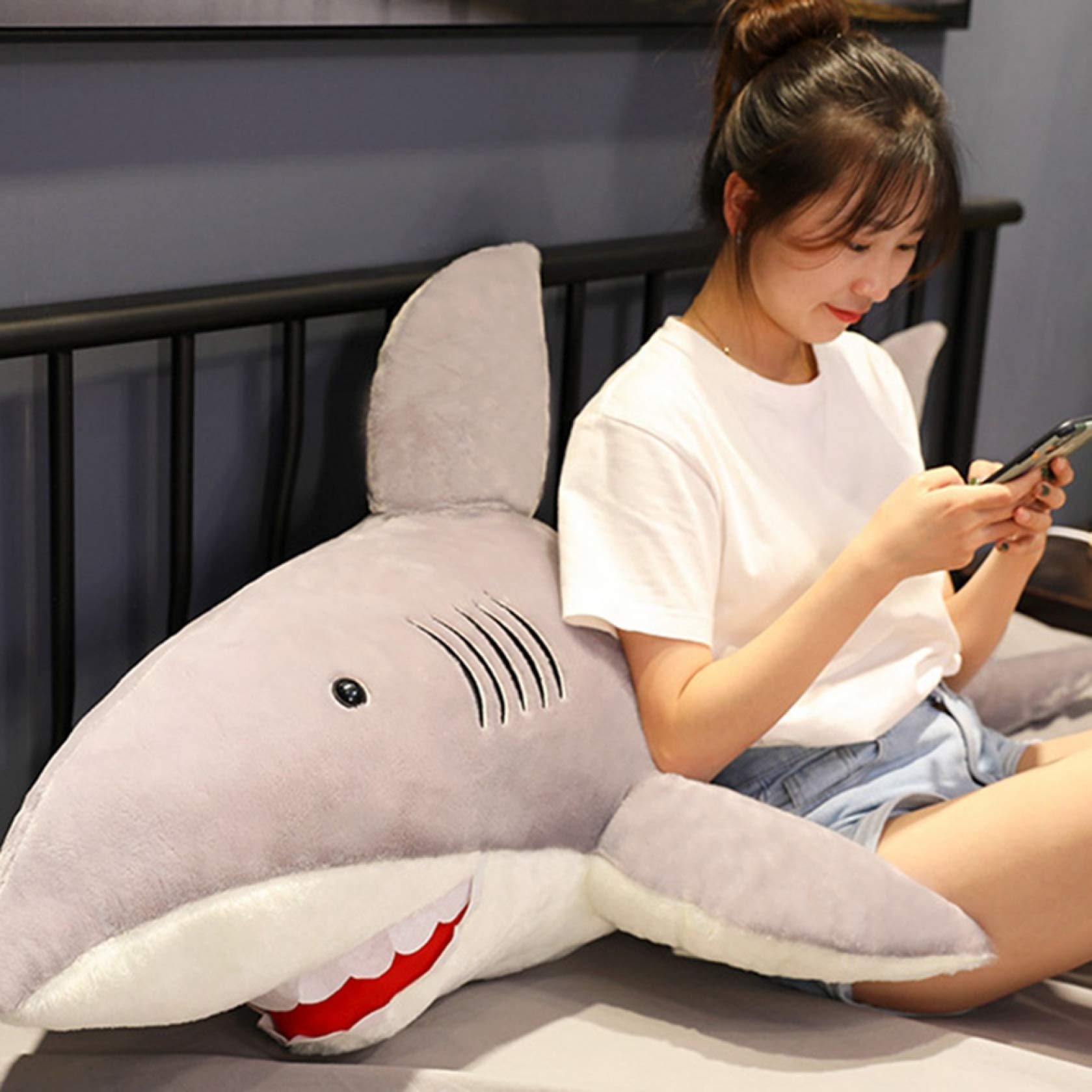 Amazon.co.jp: 抱き枕 ぬいぐるみ グレー 1.5m 鮫 サメ 動物 かわいい