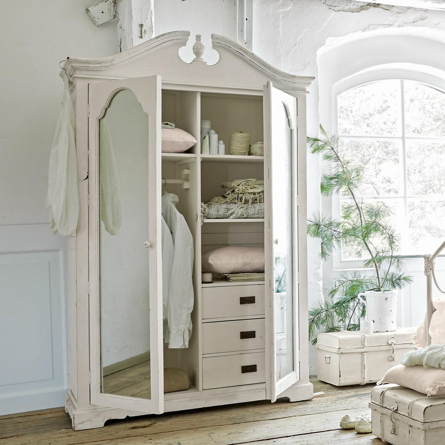 Loberon Somerset Armoire - Bois de manguier - Finition vieillie, Blanc Vieilli