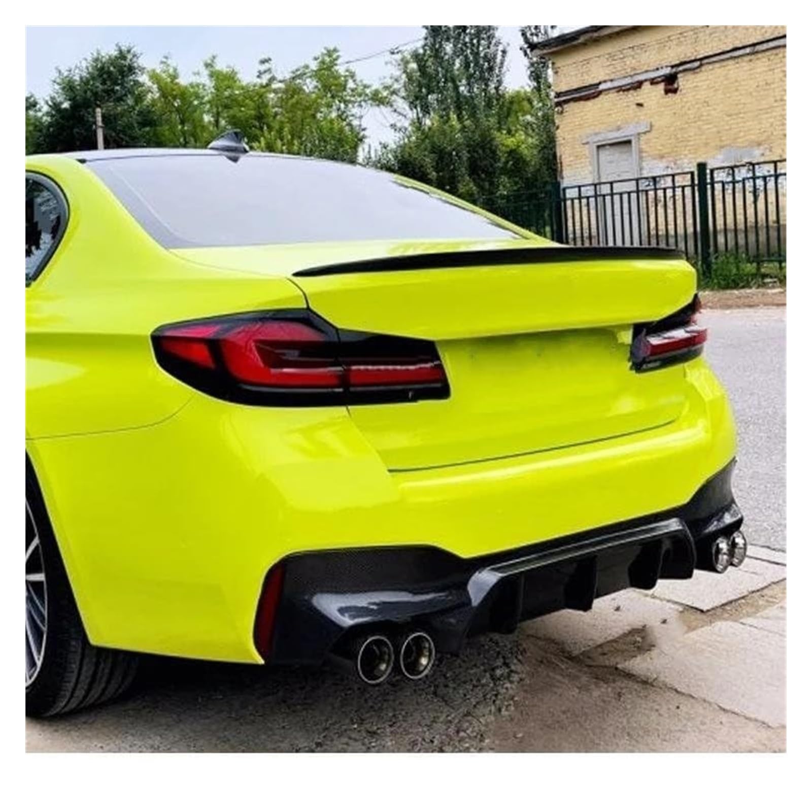 車のスタイリングRlineテールスロートエキゾーストパイプ、BMW5