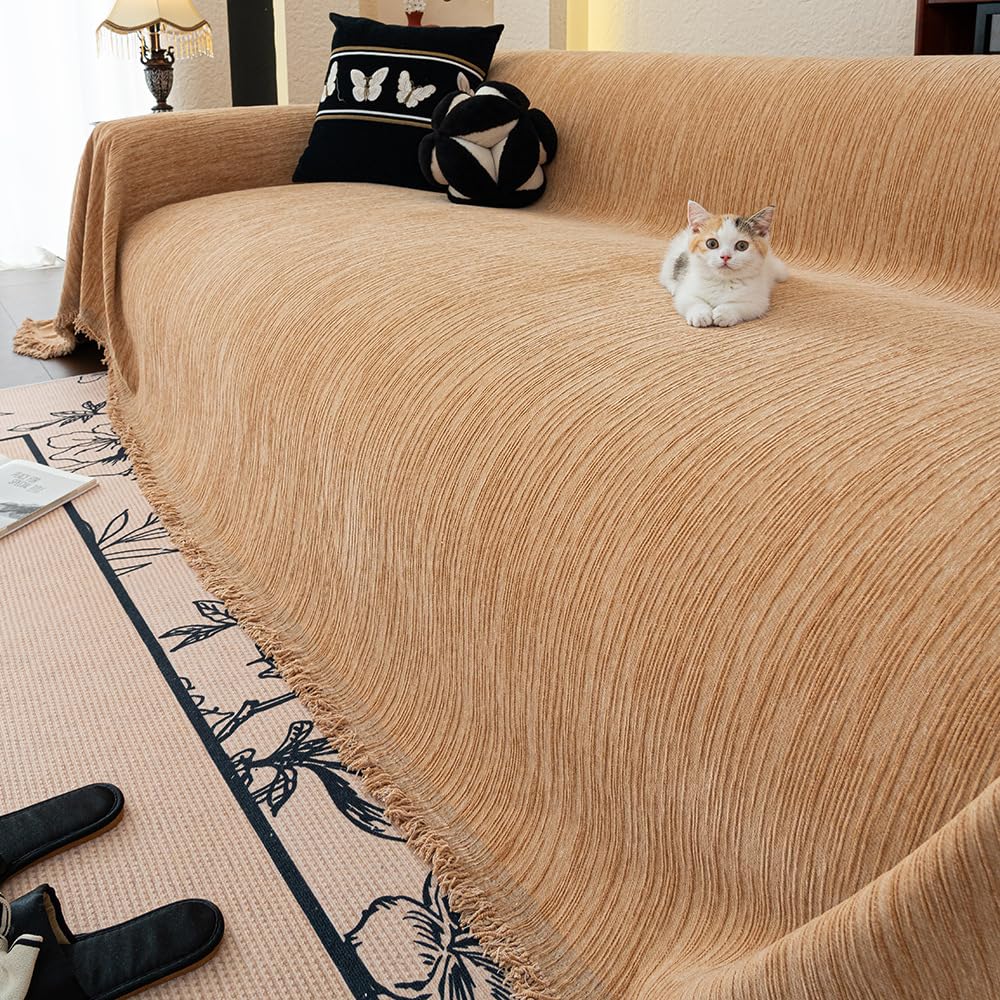 Couverture chenille grand format pour protéger et relooker un vieux canapé