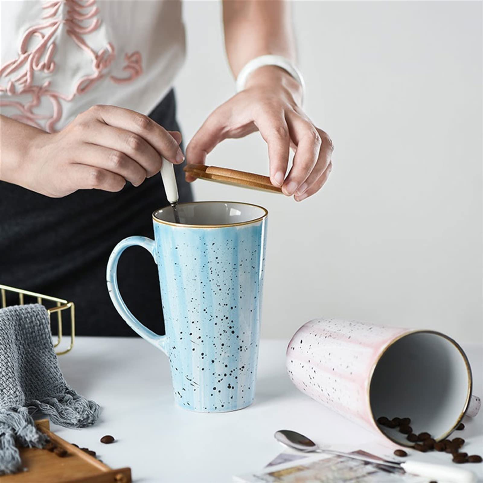 HIHELO Latte Coffeemug kreatywna osobowość ceramiczny kubek 520 ml duża pojemność kubek do kawy z pokrywką i łyżką do biura, szkoły i domu kubek do picia zestaw kubków do kawy (kolor: szary)