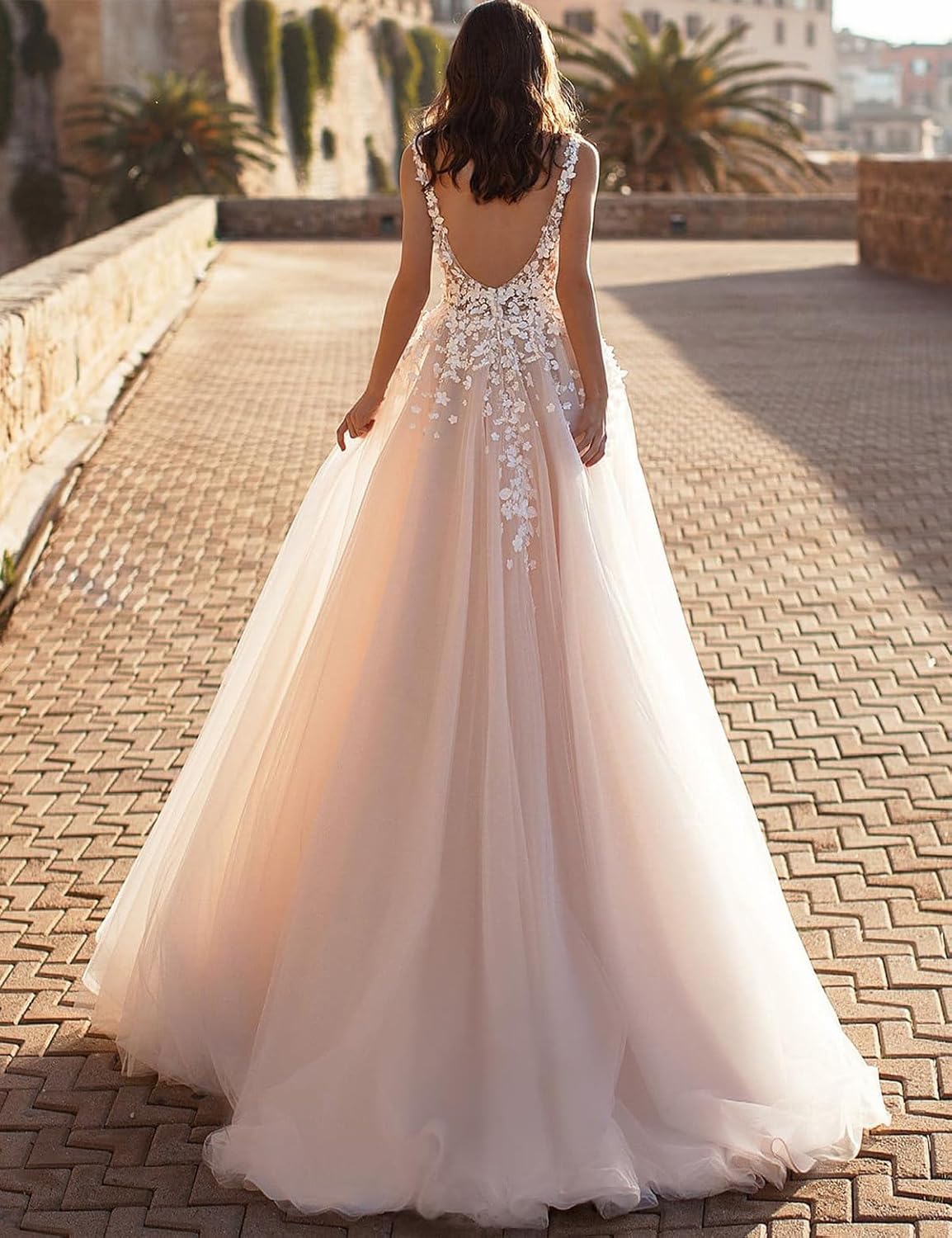 Elegant V - Neck A - Line Wedding Dress with Delicate Flower Embroidery and Tulle Skirt for Bridal Occasion
