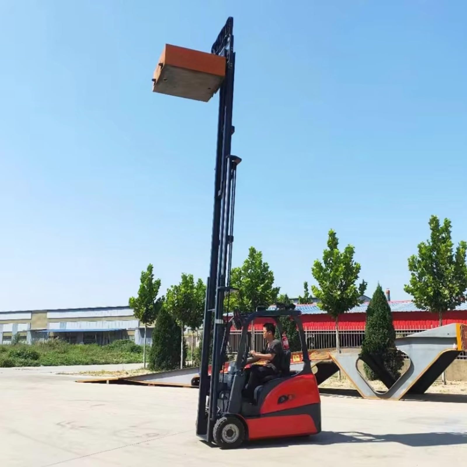 Carrello elevatore elettrico per pallet - Carrello elevatore per movimentazione materiali per magazzino e uso industriale - Capacità da 1 a 3 tonnellate, ascensore elettrico compatto per spazi