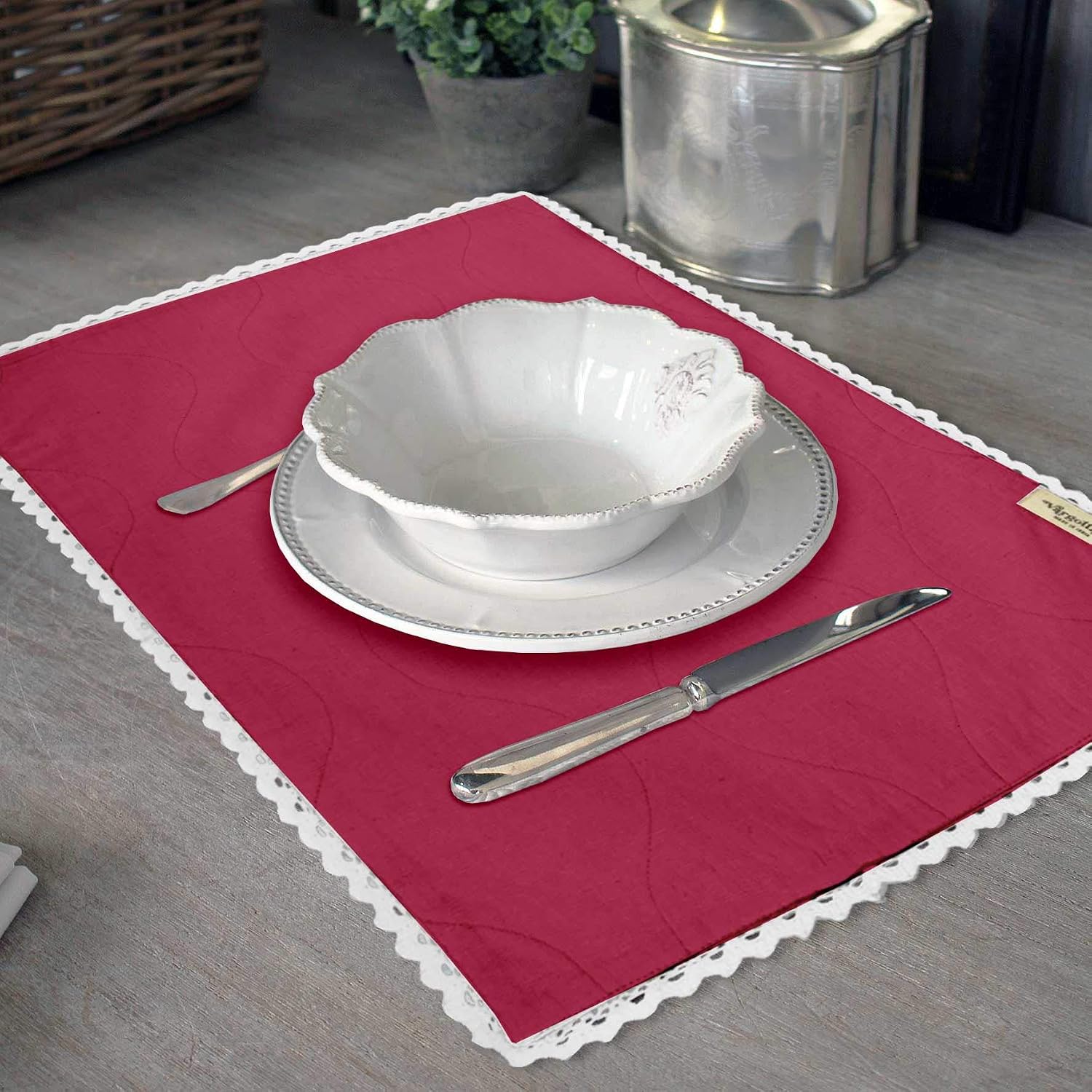 Magenta Home Decor Reversible Table Decor White Lace Placemats Reversible Dining Mat-Set of 4