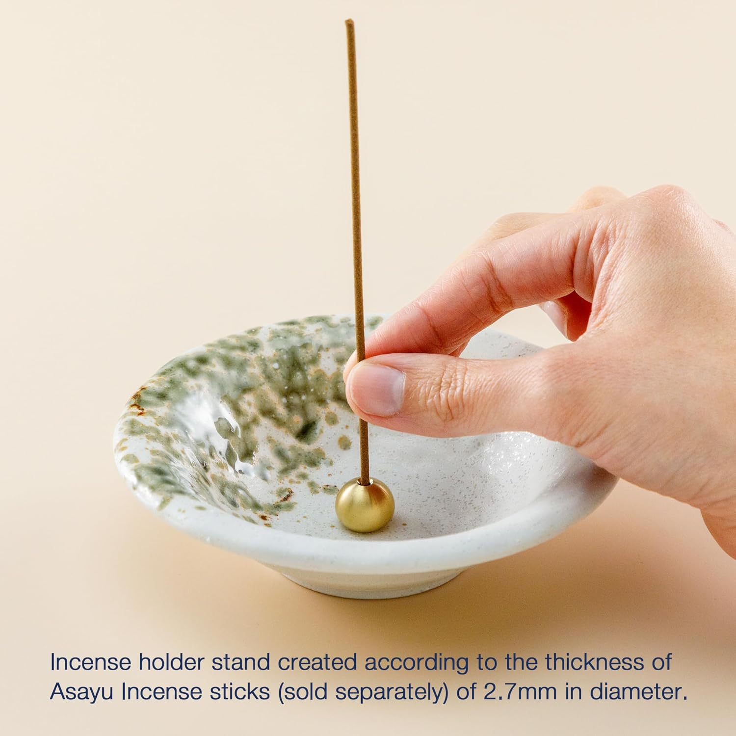 Asayu Japanese Small Incense Holder for Sticks 4.88 inch (124mm), Traditional Made in Japan Ceramic Ash Catcher and Brass Incense Burner Set - White