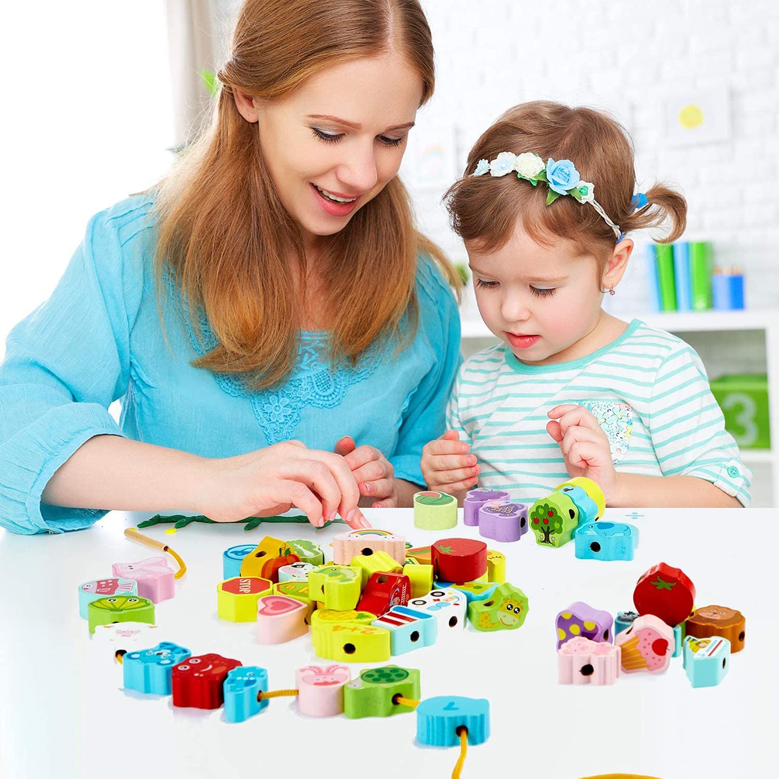 Fädelspiel Ab 2 Jahre - 40 Bunte Holzperlen Mit Tier-Motiven, 4 Schnüre, Motorikspielzeug Für Kinder