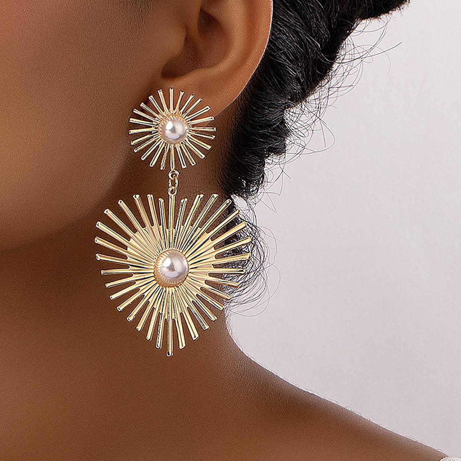 Punk Large Sunburst Earrings Sunburst Pearl Drop Earrings Statement Pearl Heart Earrings Gold Sun Stud Earrings Exaggerate Hear Dangle Earrings - Image 2