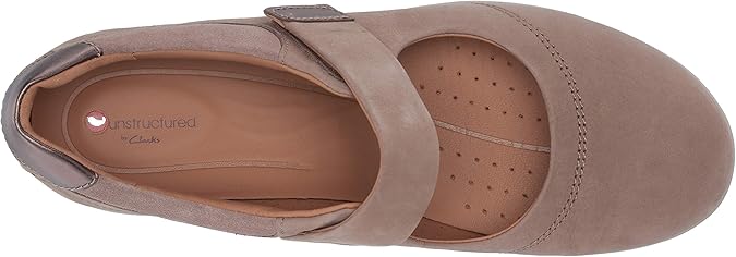 un adorn strap clarks