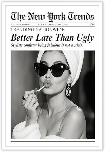 Miniatura 1 de Póster de moda con texto en inglés Better Late Than Fe, impresiones en lienzo de periódico retro negro y blanco femenino estético, arte de pared