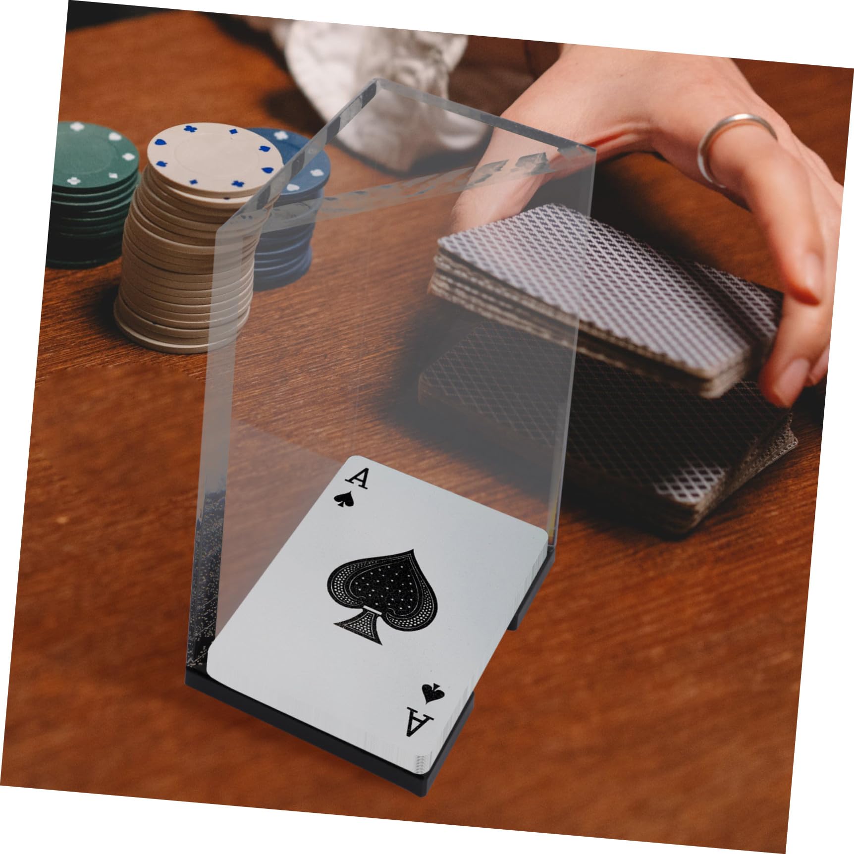 Support Boîte 8 Jeux en Acrylique Transparent pour Cartes à Jouer | Pratique et Compact, Accès Facile, Usage Domestique, Aspect Chic et Décoratif, Léger