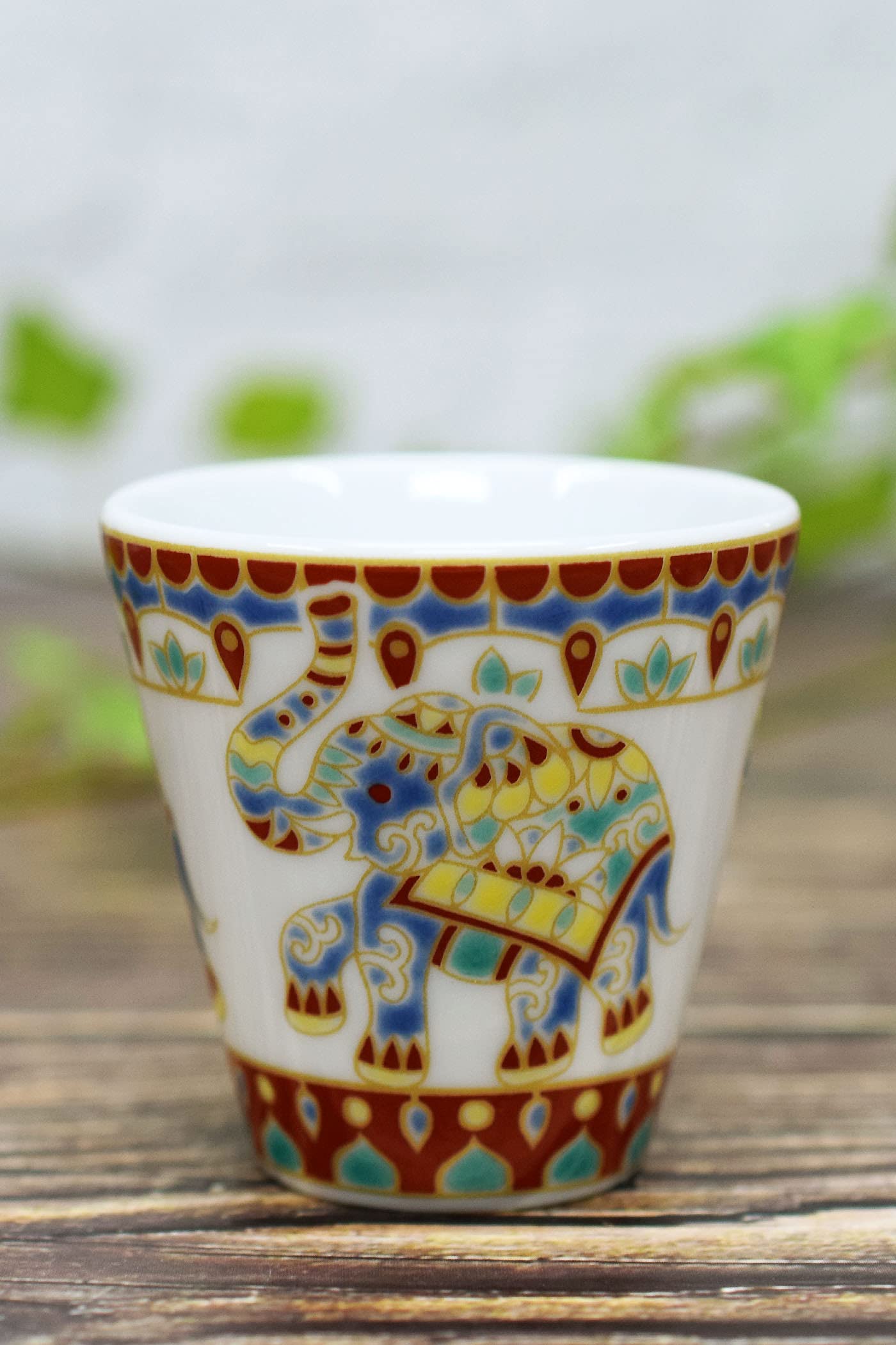 Kutani Ware Guinomi Sake Cup Mandala Elephant 2.2oz Ceramic Gift Box Japan